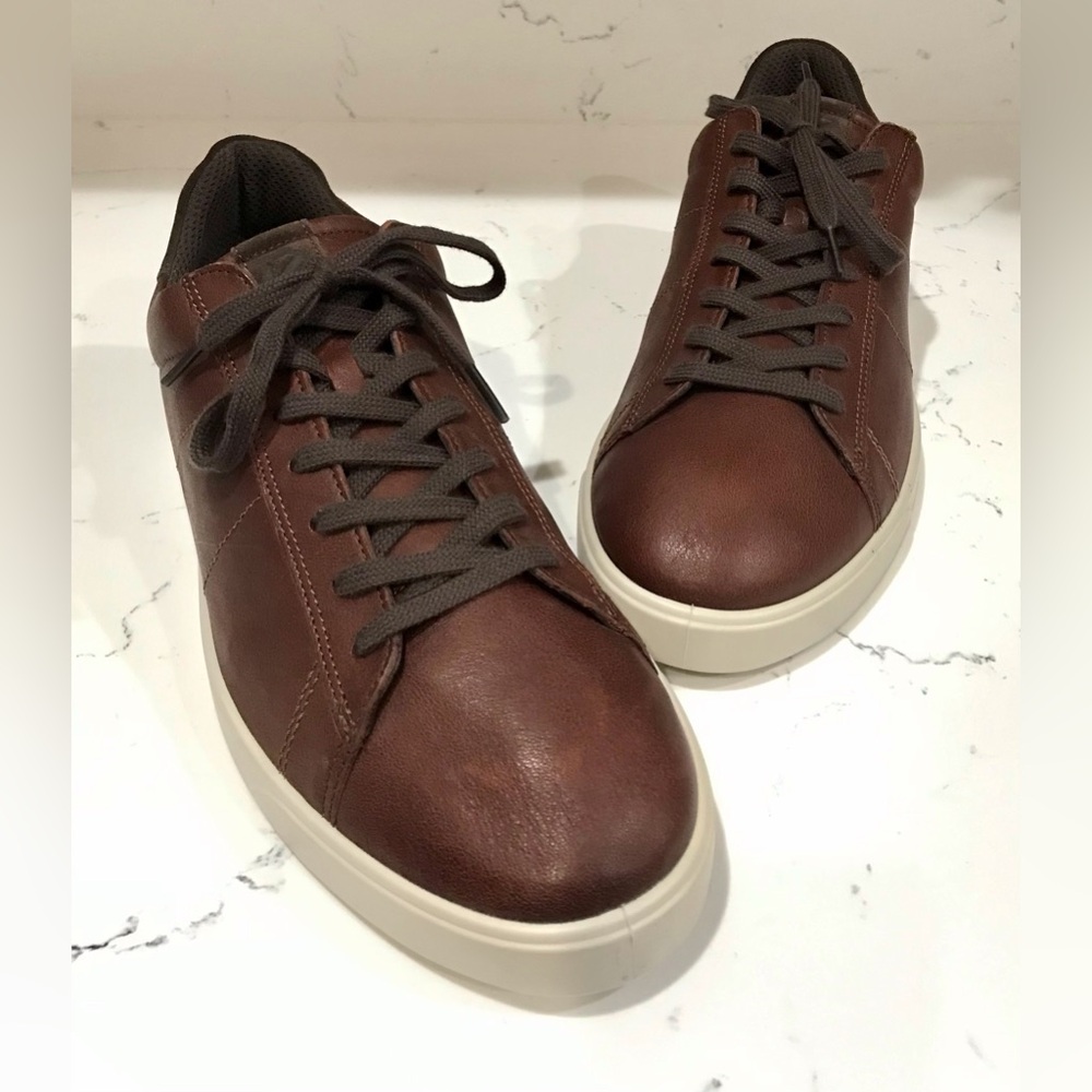 Ecco Fluidform Brown Leather Sneakers Size US 11-11.5 EU 45. Used/great cond